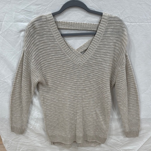 Women's Beige V-Neck knit Sweater - Picture 1 of 7